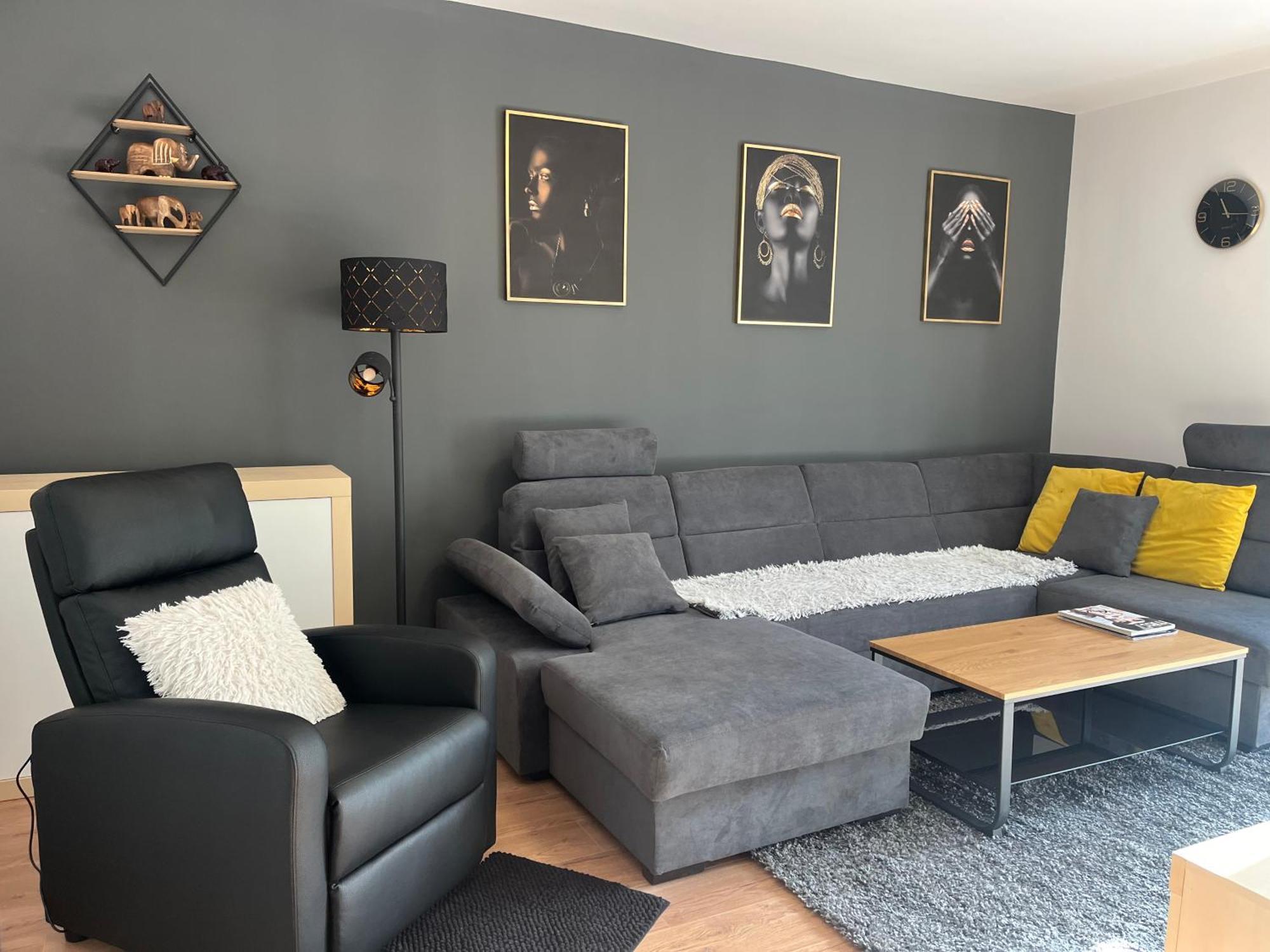 Hall Of Fame -Center Apartment สปลิท ภายนอก รูปภาพ