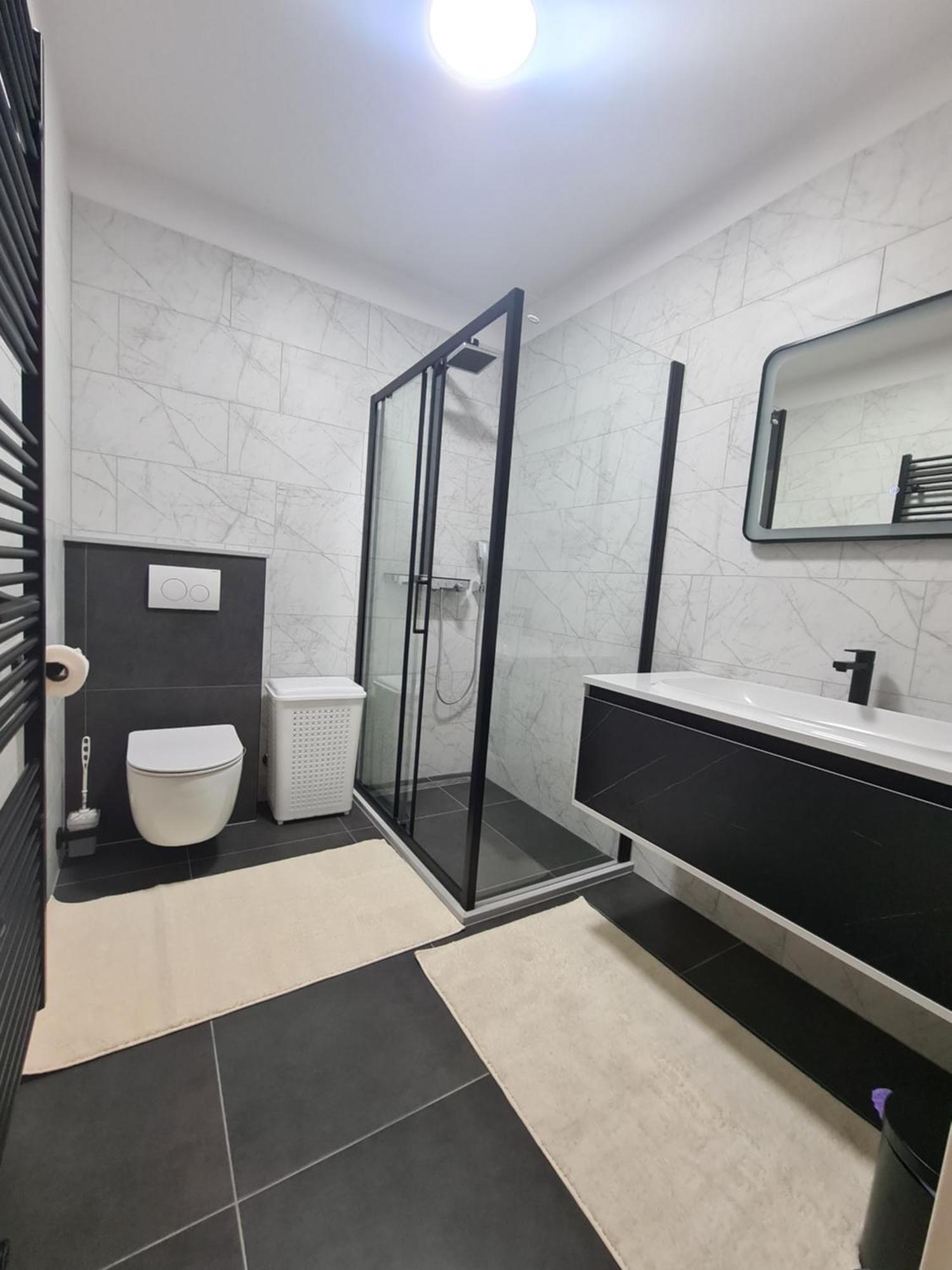 Hall Of Fame -Center Apartment สปลิท ภายนอก รูปภาพ